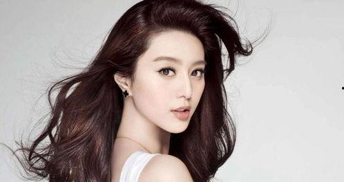 清冷女明星网红是谁呀,揭秘网红背后的明星身份
