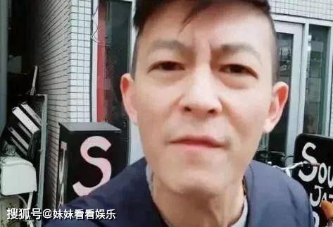 香港男明星网红直播间,魅力四溢，互动狂欢