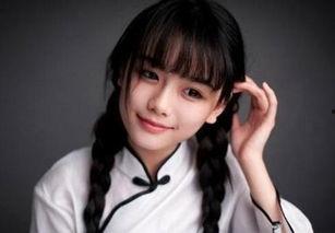 明星网红少女是谁图片,颜值与才华并存，她是如何成为新一代偶像的？